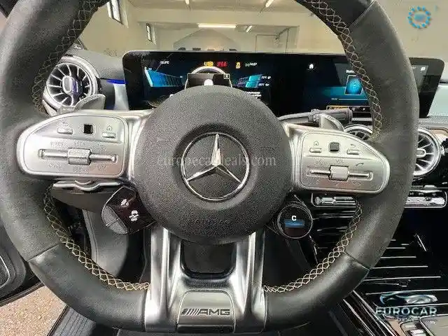 Mercedes-Benz A 45 AMG