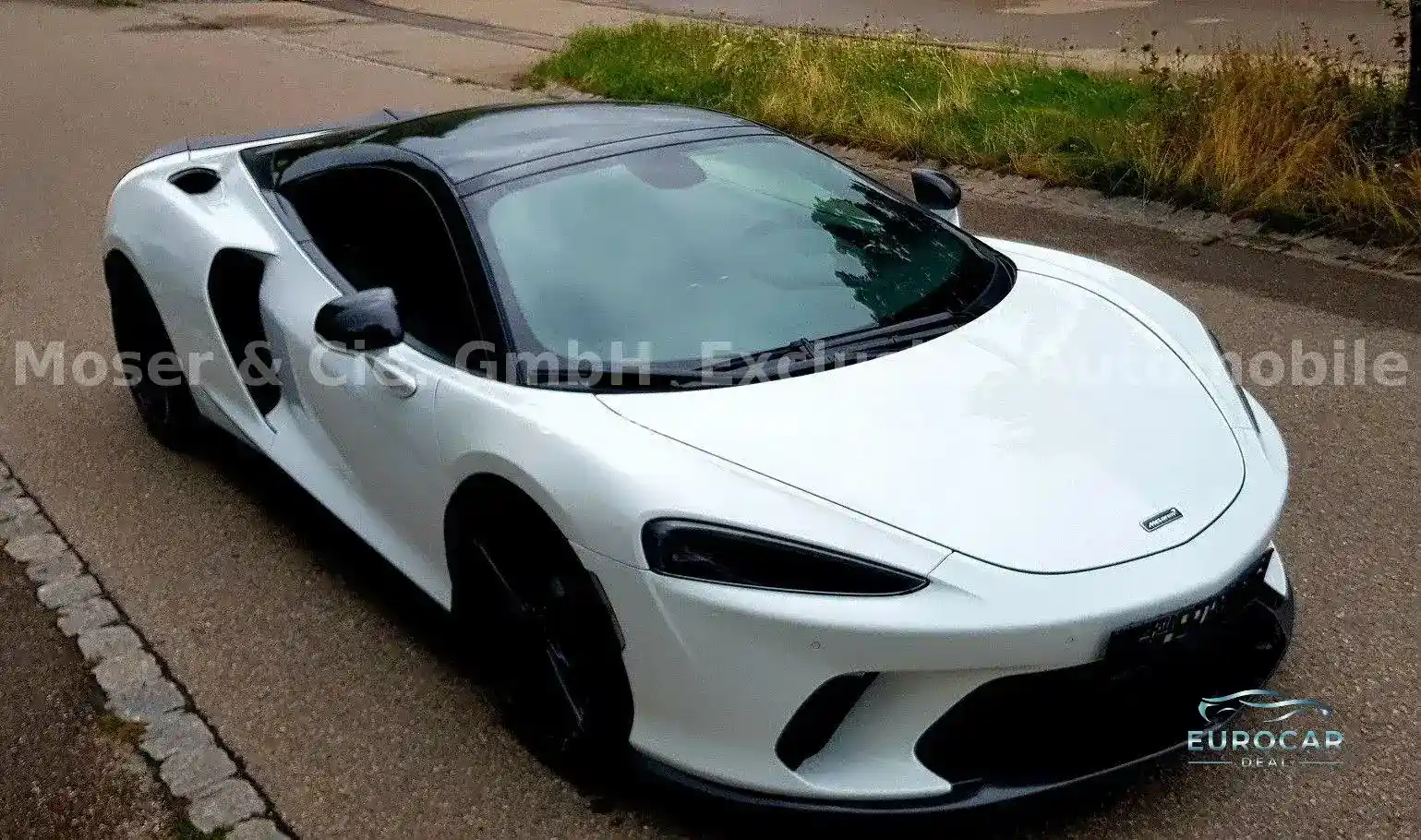 McLaren GT