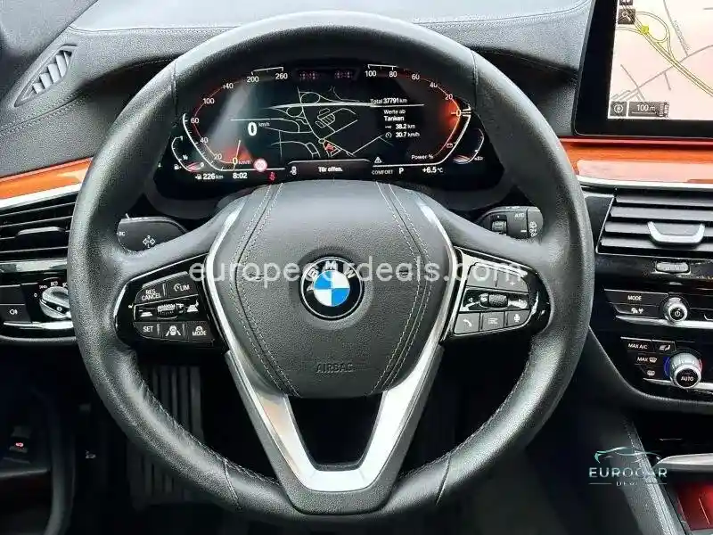 BMW 530