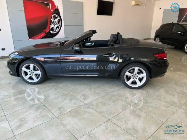 Mercedes-Benz SLC 200