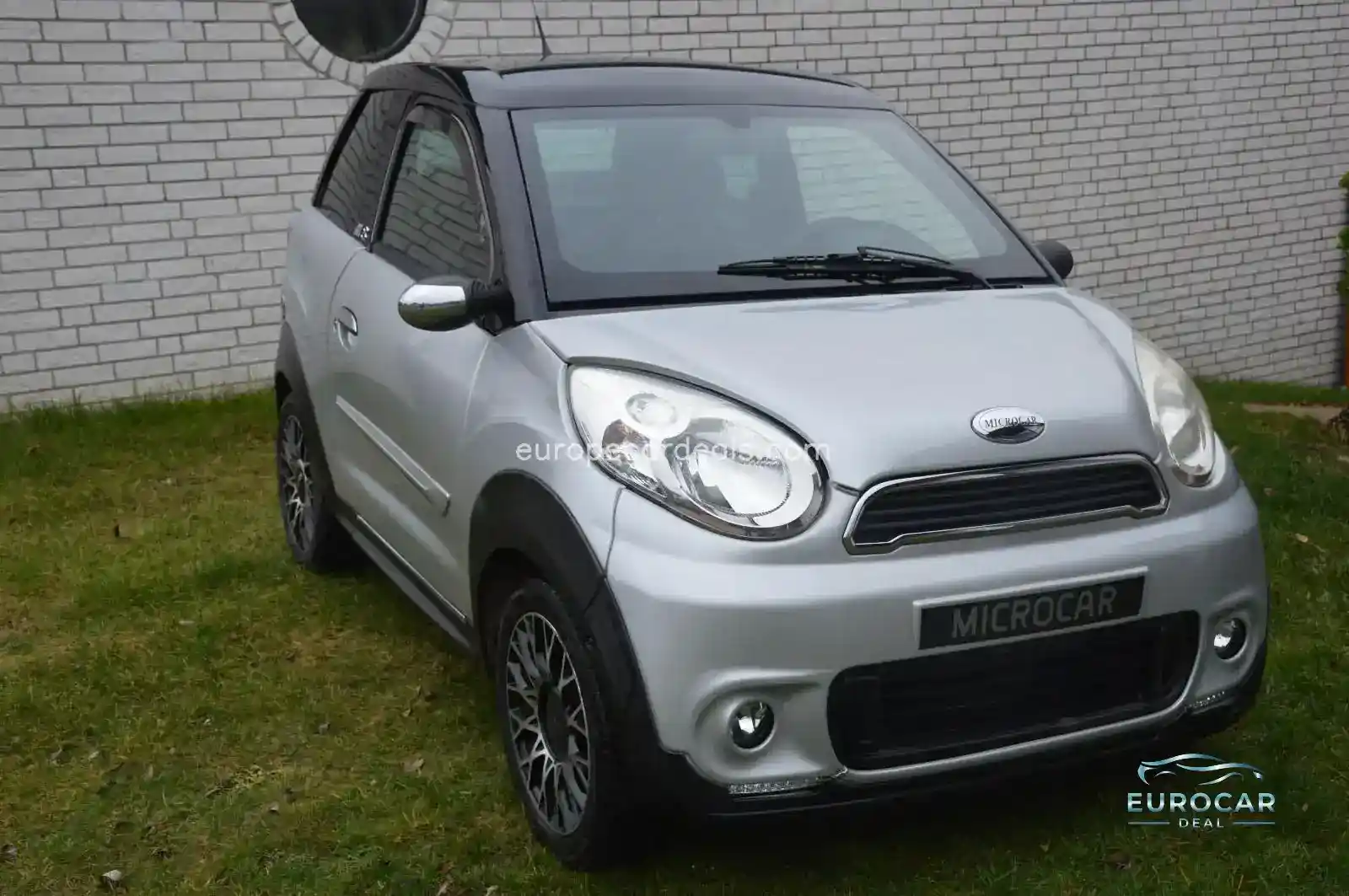 Microcar M-8