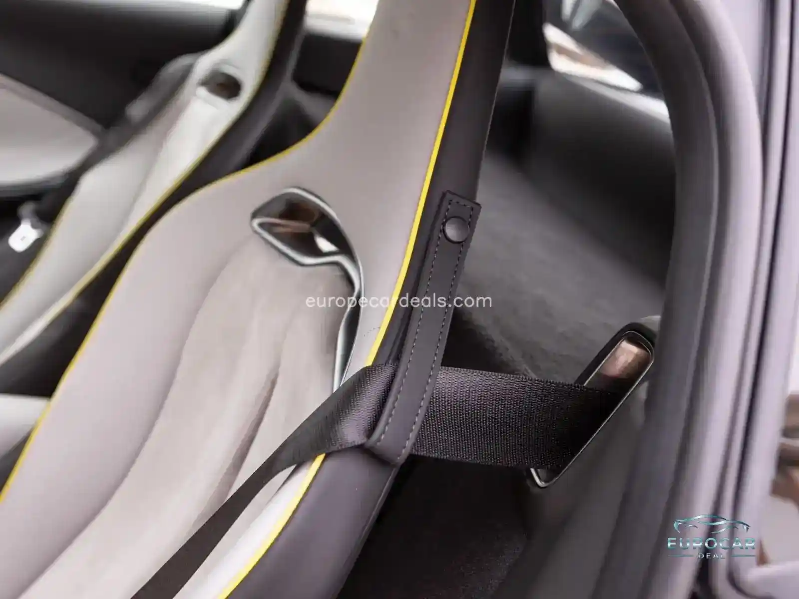 McLaren Artura