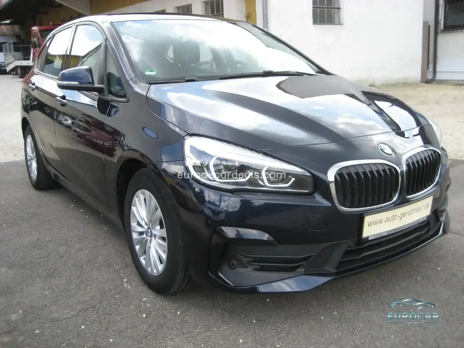 BMW 218