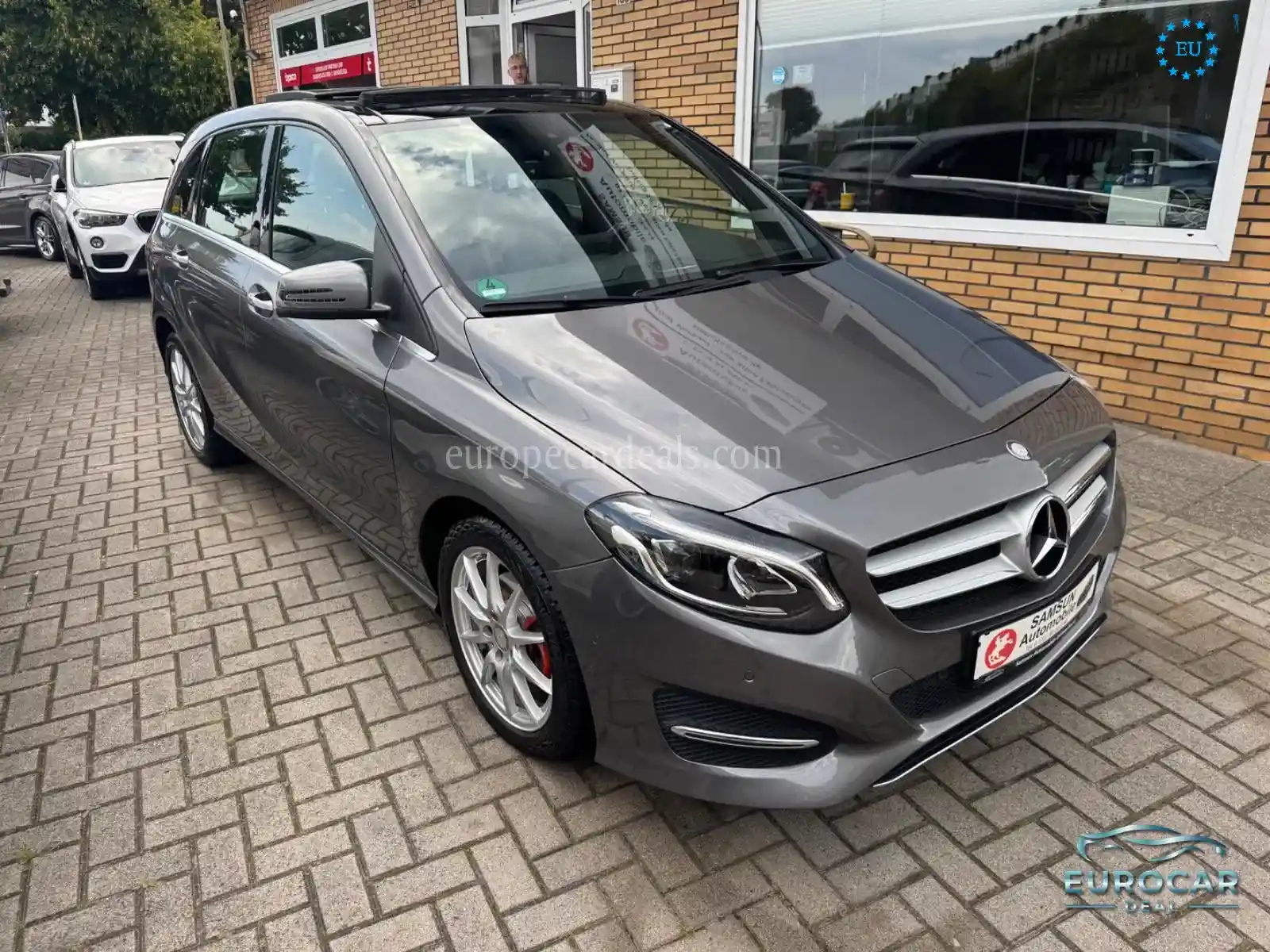 Mercedes-Benz B 200
