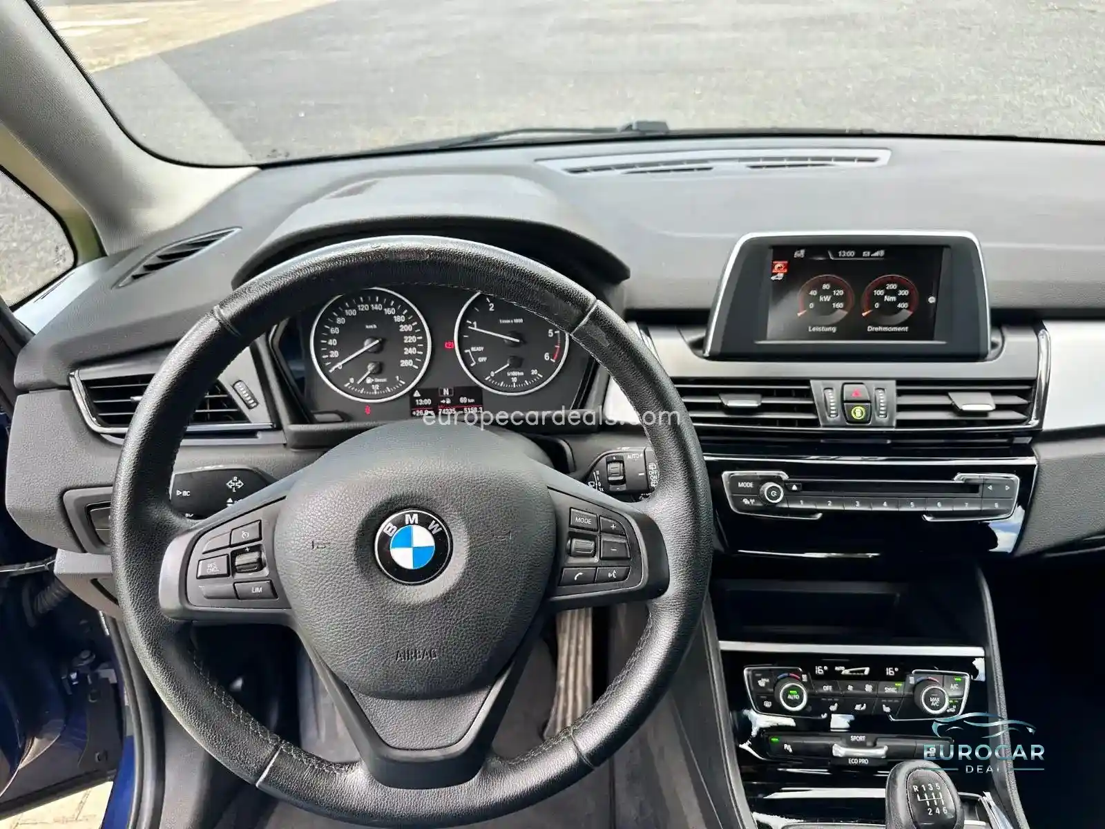 BMW 218