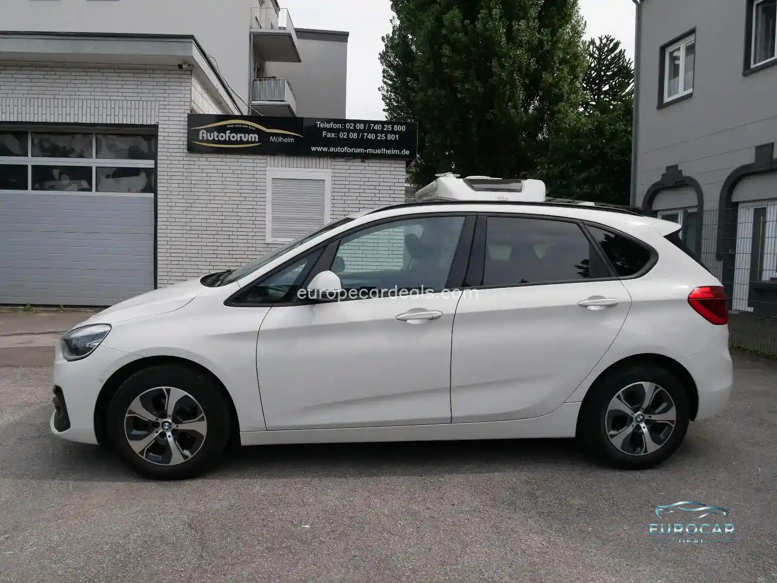 BMW 216