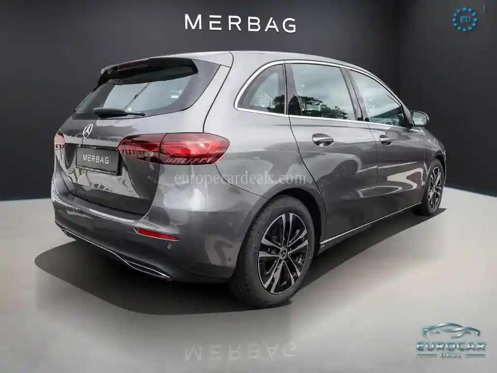 Mercedes-Benz B 180