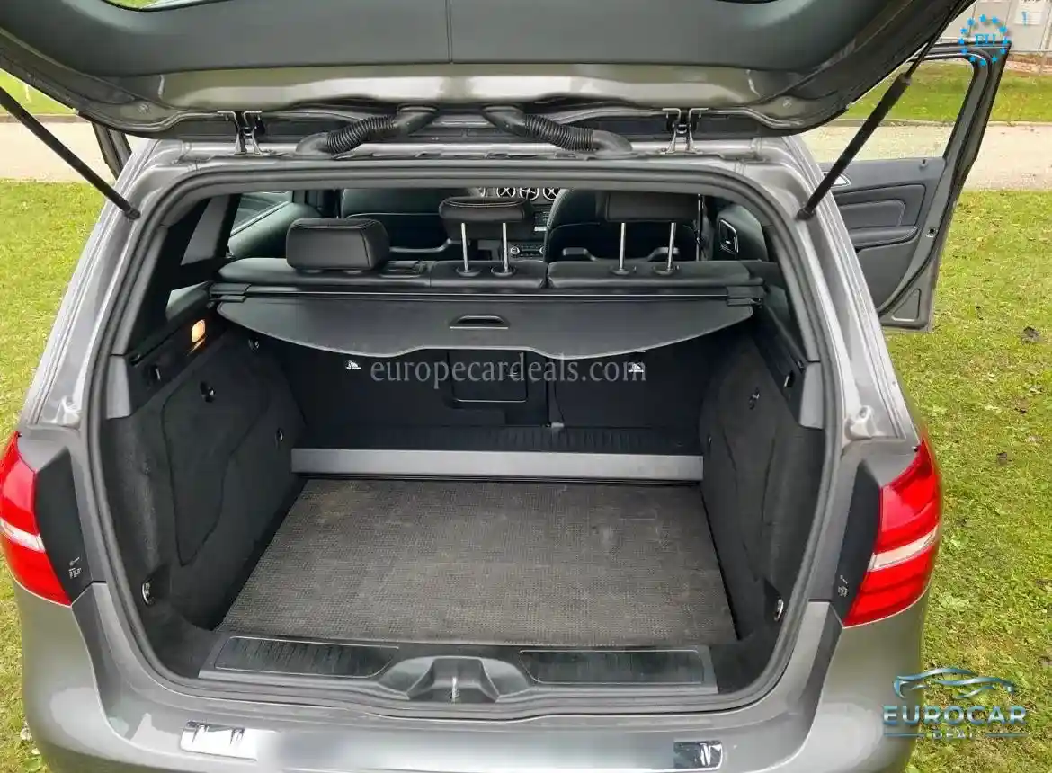 Mercedes-Benz B 220