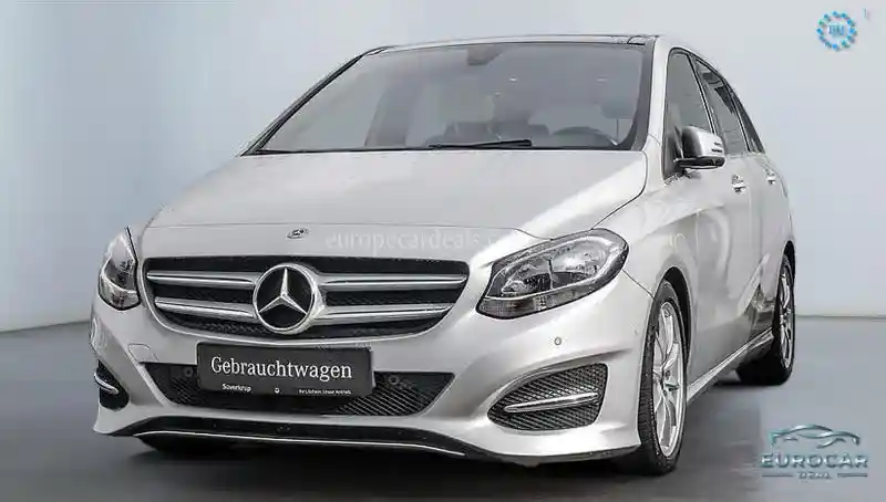 Mercedes-Benz B 180