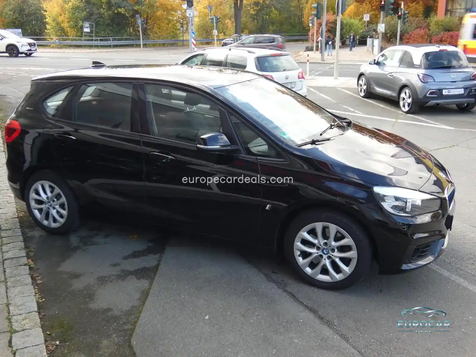 BMW 225