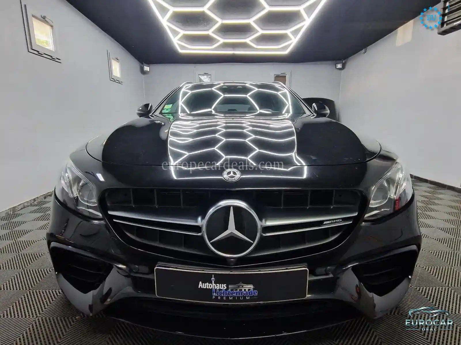 Mercedes-Benz E 63 AMG