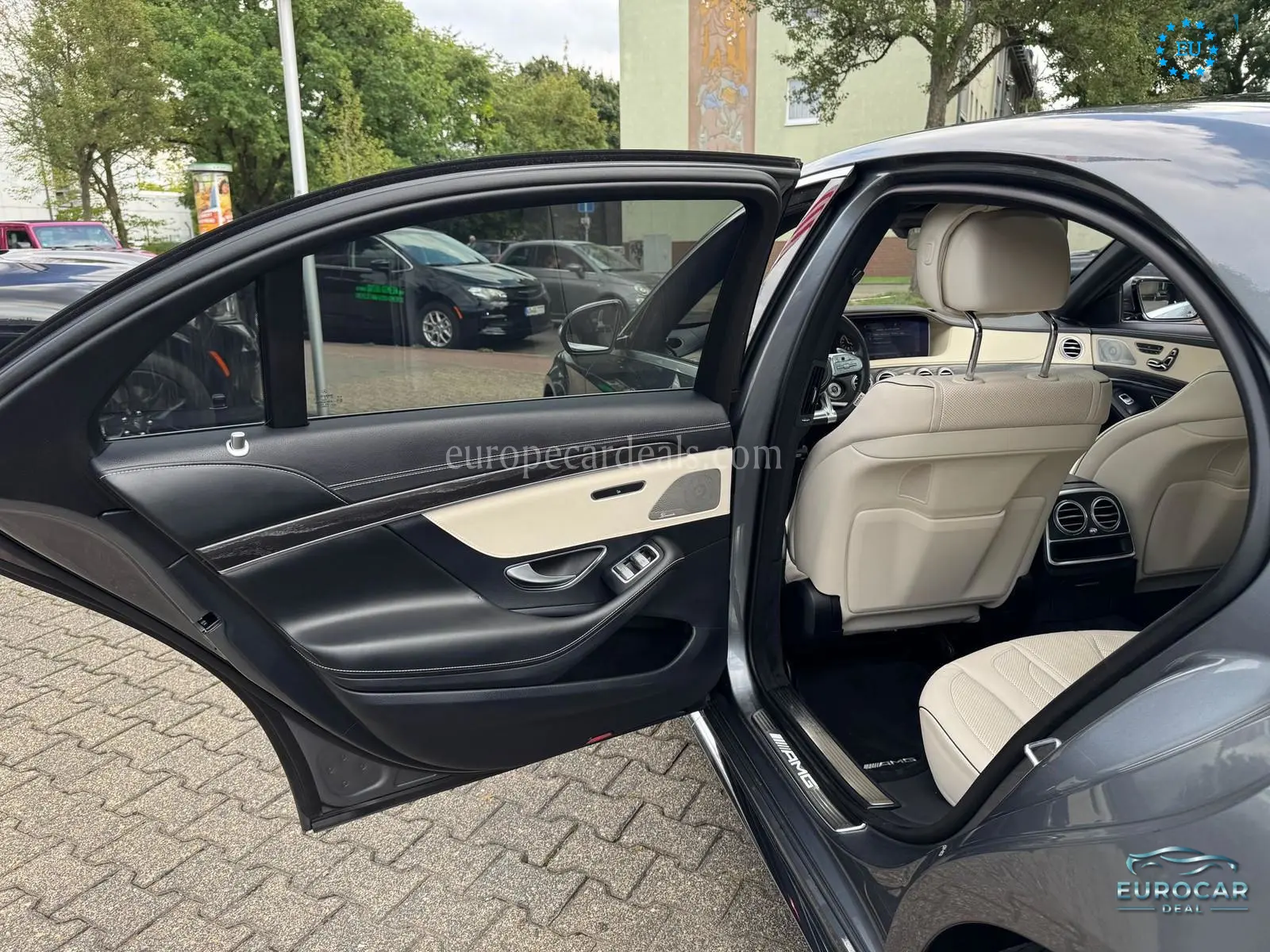 Mercedes-Benz S 63 AMG