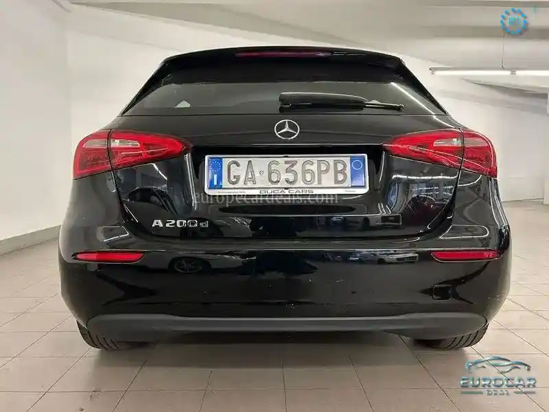 Mercedes-Benz A 200