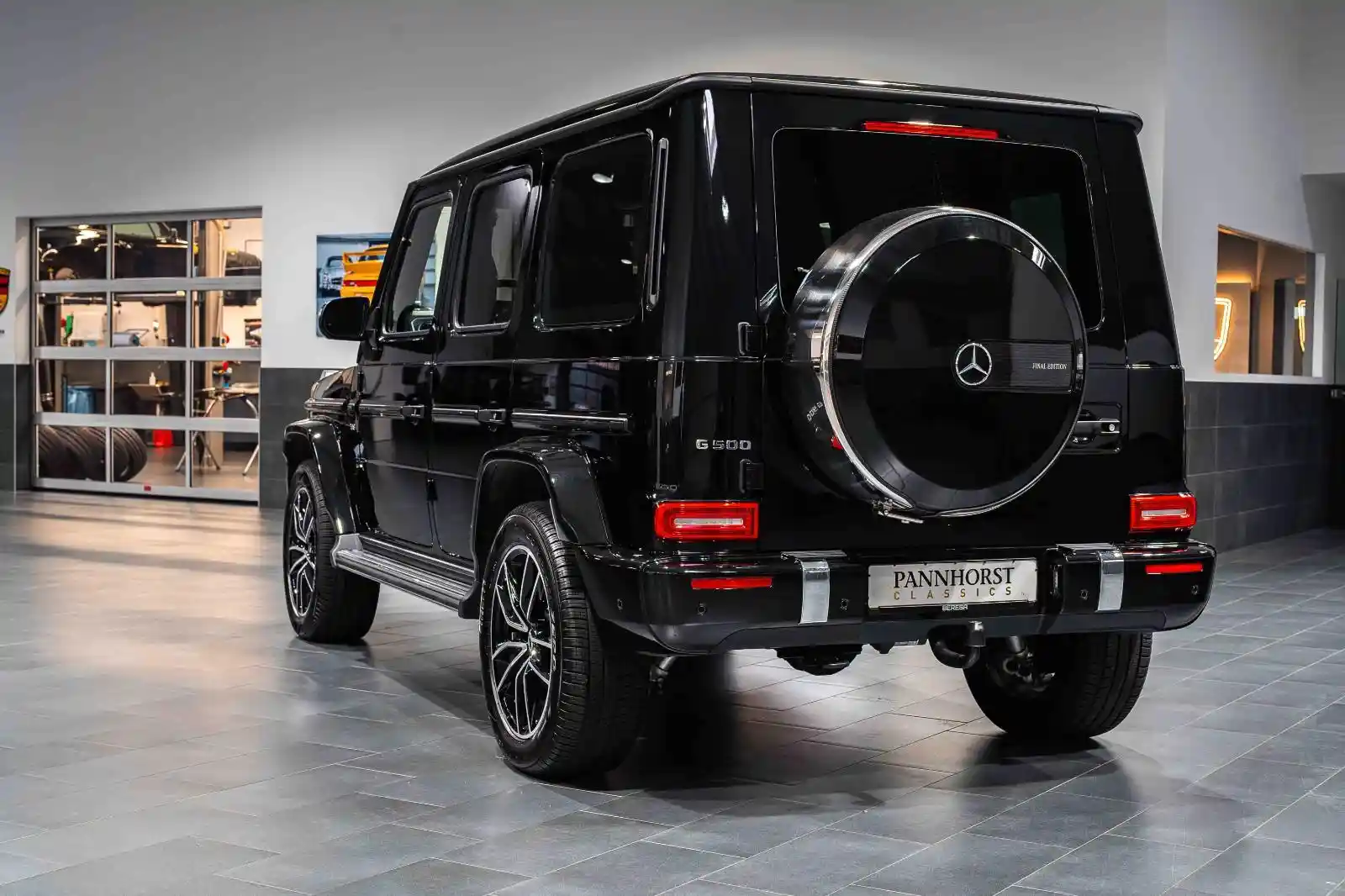Mercedes-Benz G 500