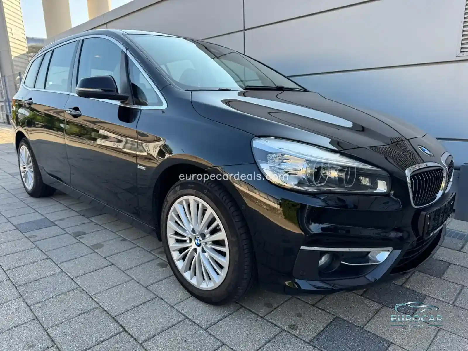 BMW 216