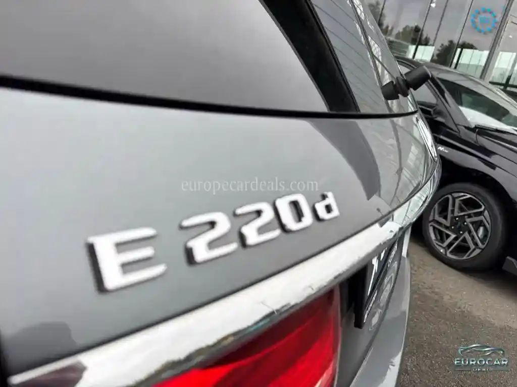 Mercedes-Benz E 220