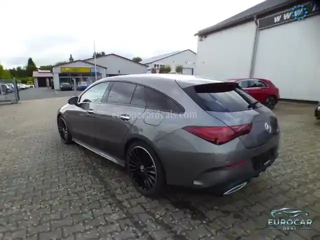 Mercedes-Benz CLA 200 Shooting Brake