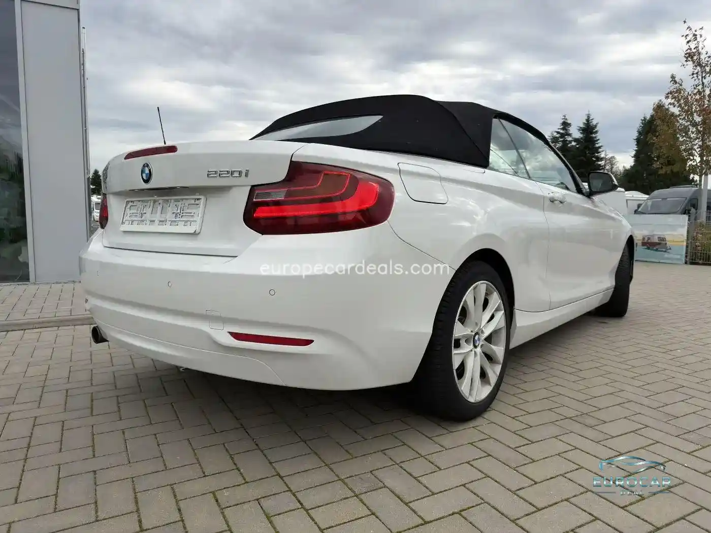 BMW 220