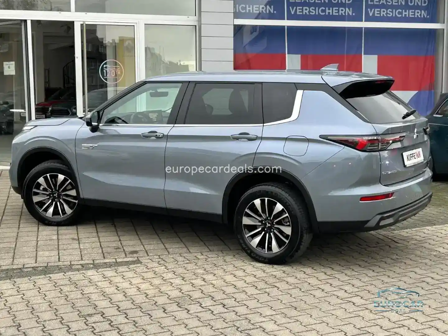 Mitsubishi Plug-in Hybrid Outlander