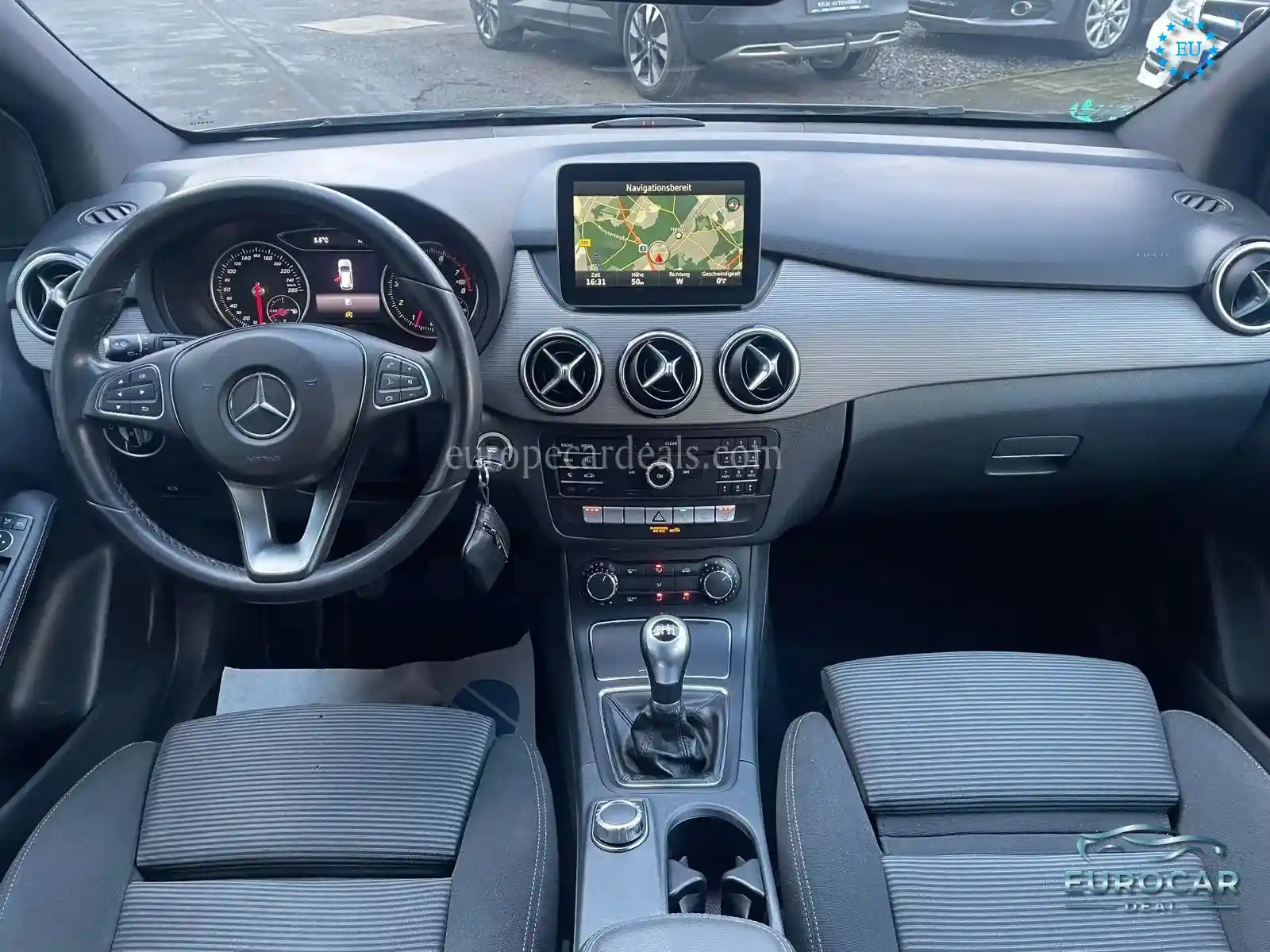 Mercedes-Benz B 180