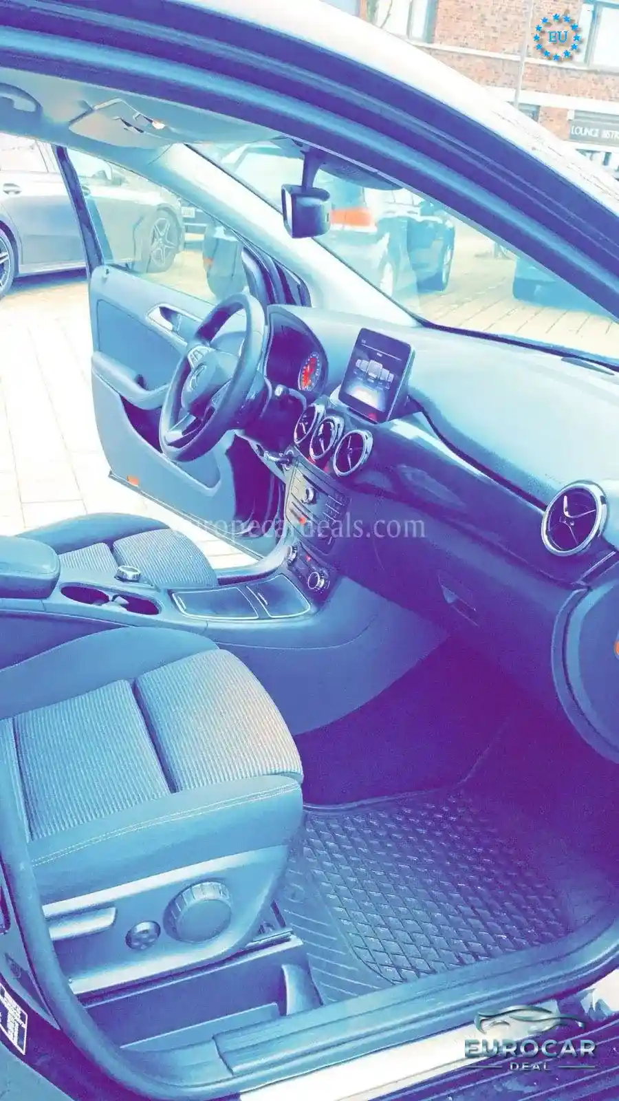 Mercedes-Benz B 200
