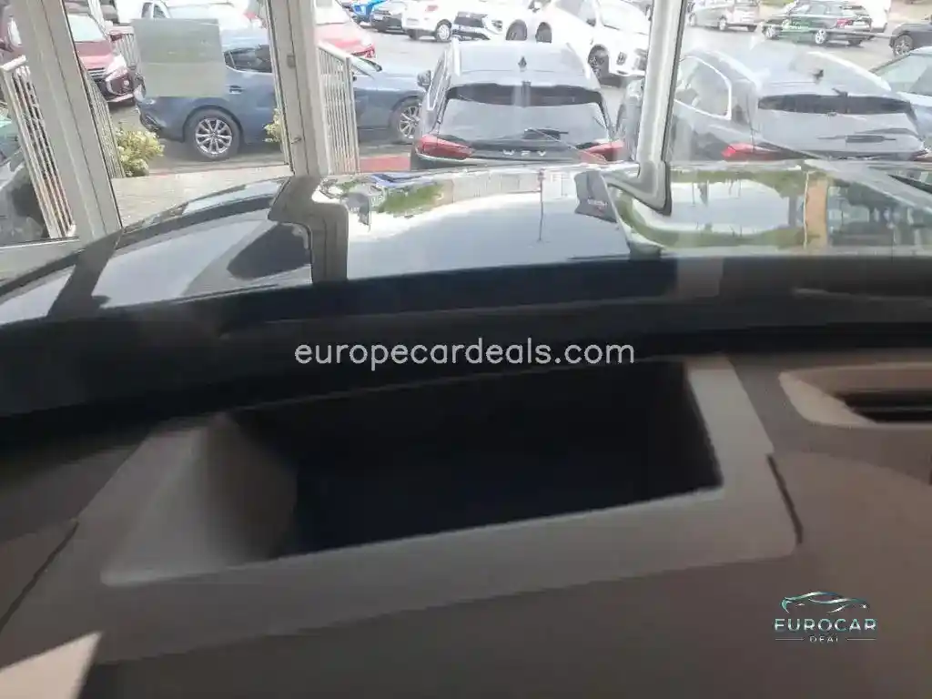 Mitsubishi Plug-in Hybrid Outlander