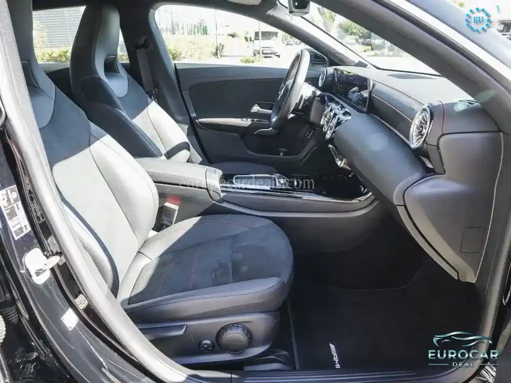 Mercedes-Benz CLA 200 Shooting Brake