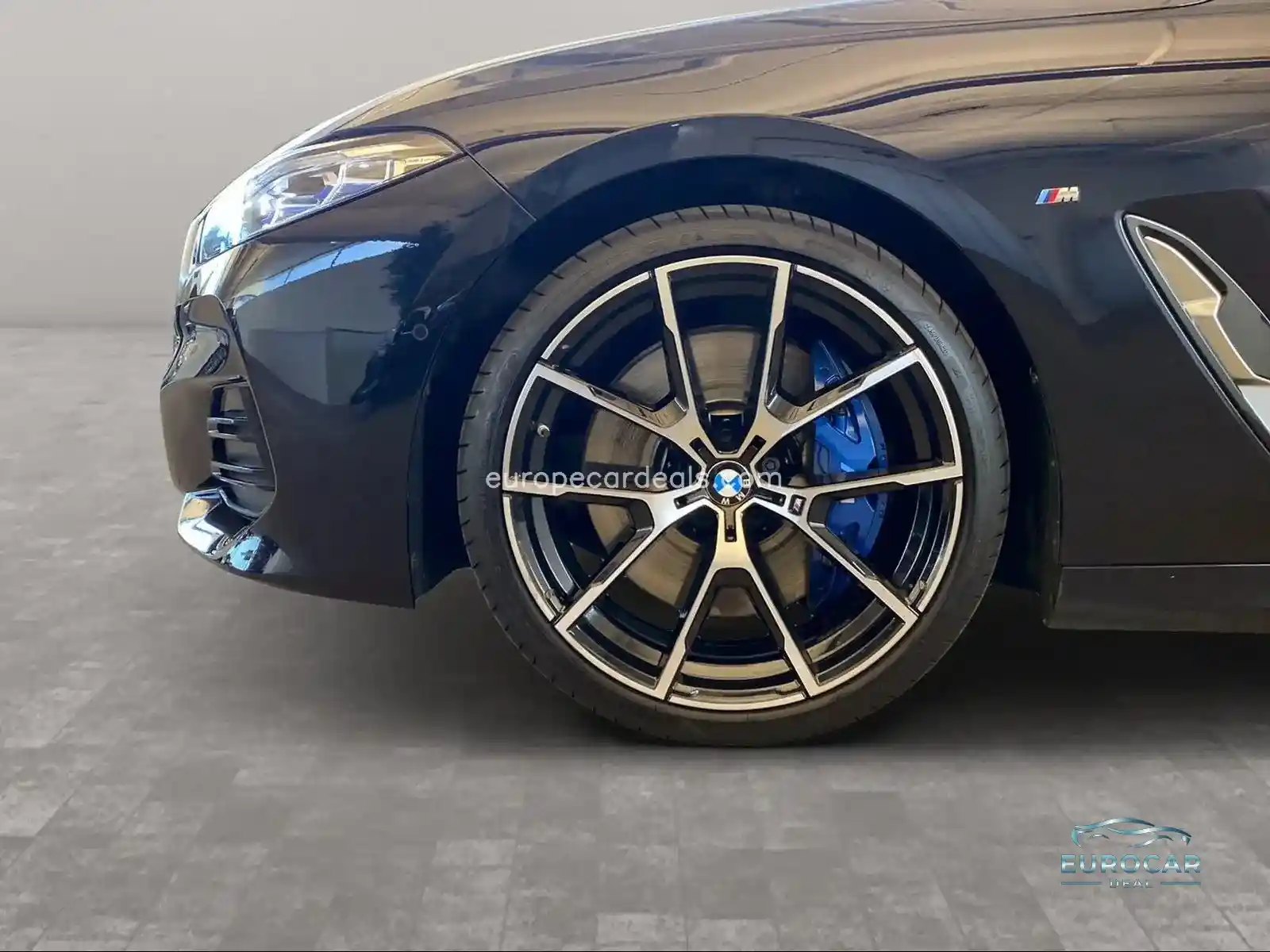 BMW 840