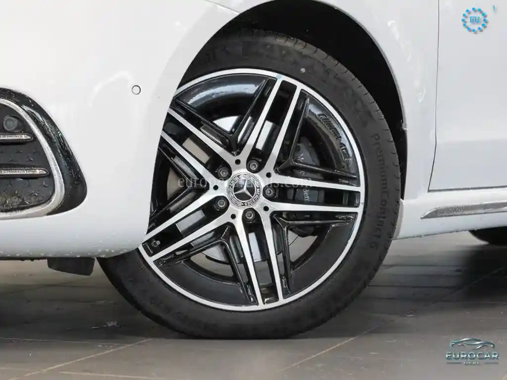 Mercedes-Benz V 250