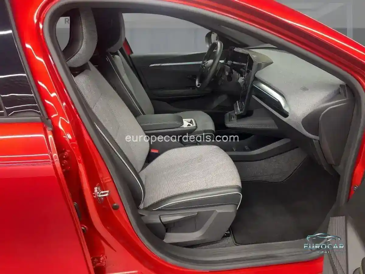 Renault Megane E-TECH
