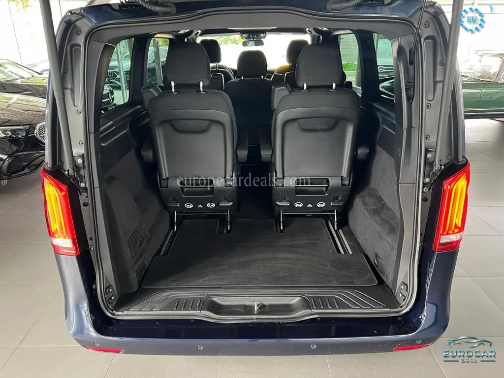 Mercedes-Benz V 220