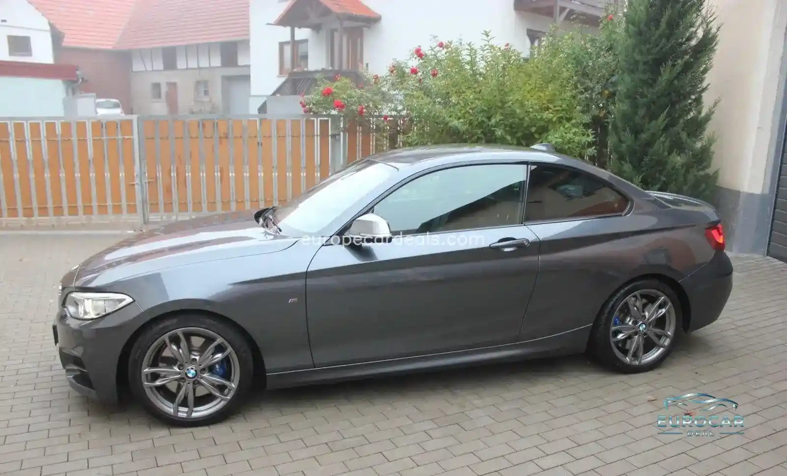 BMW M235