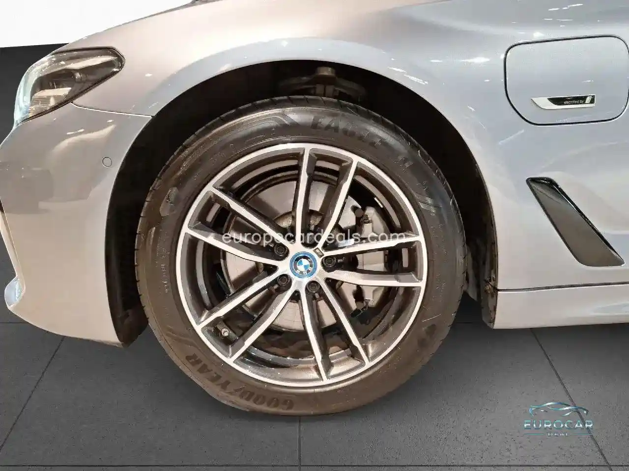 BMW 530