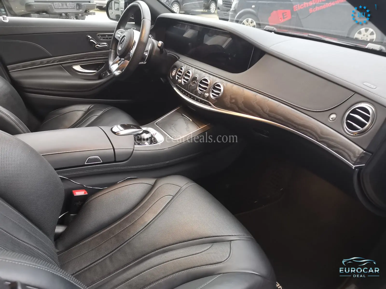 Mercedes-Benz S 560