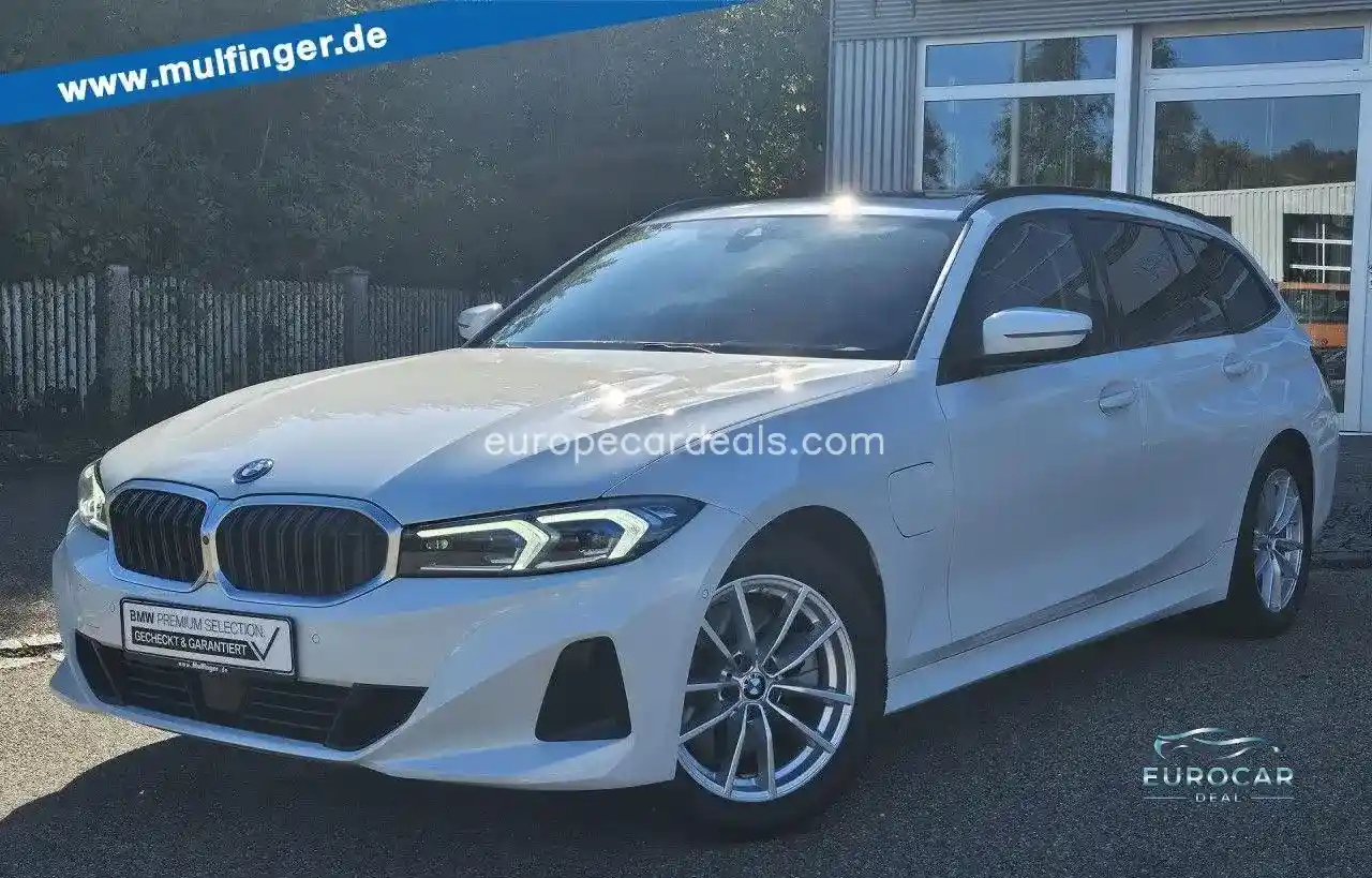 BMW 330