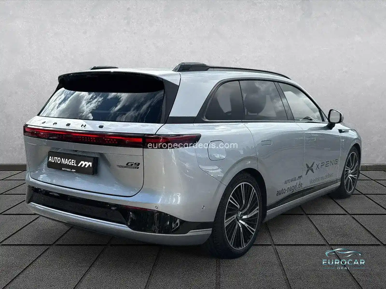 XPENG G9