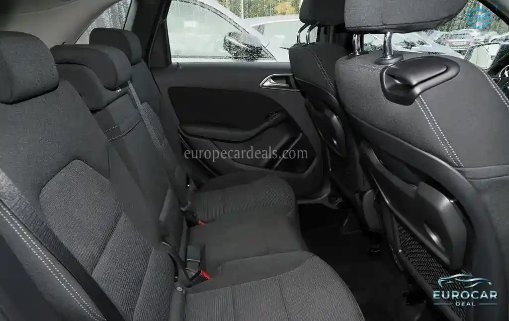 Mercedes-Benz B 200