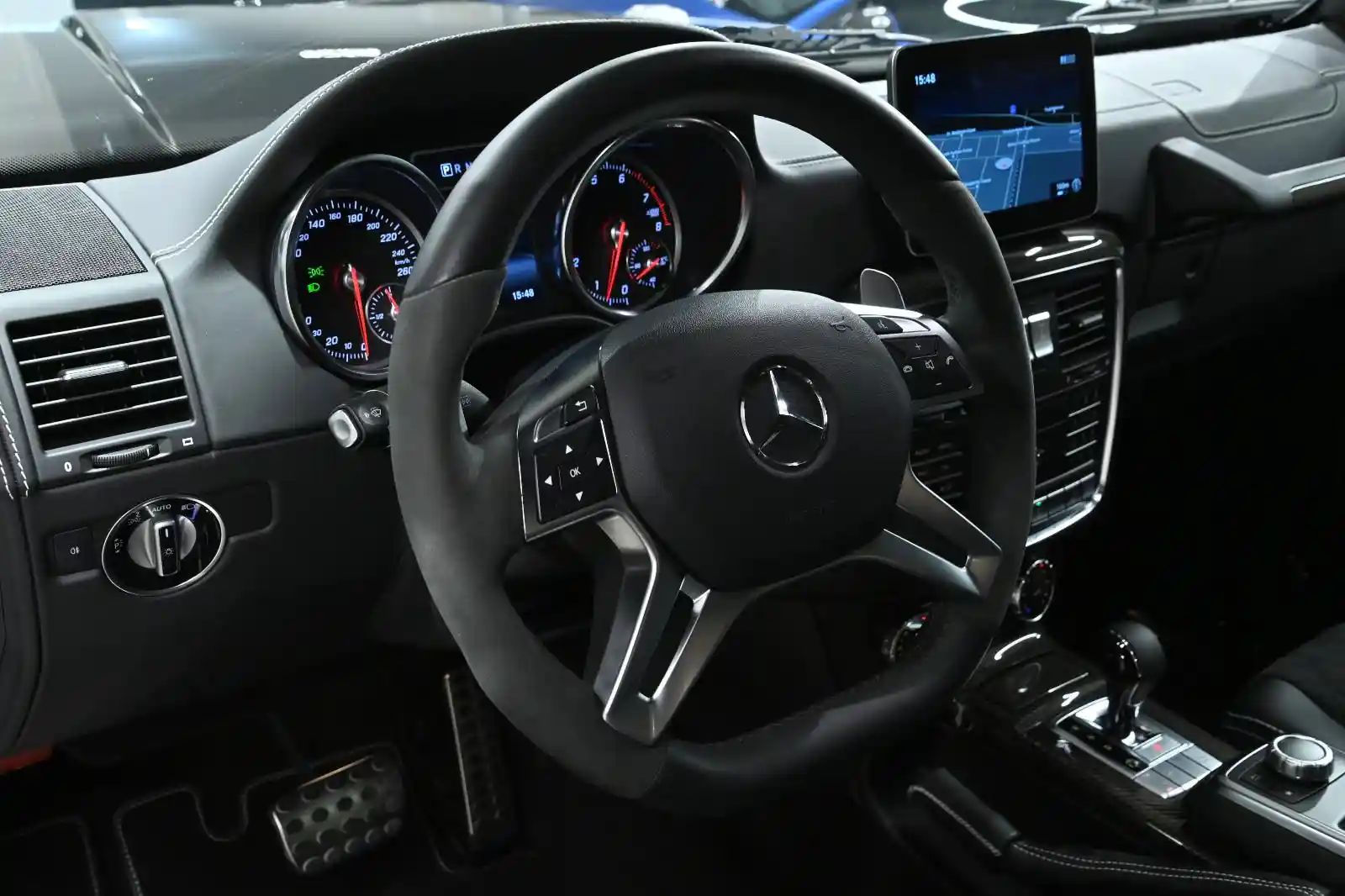 Mercedes-Benz G 500