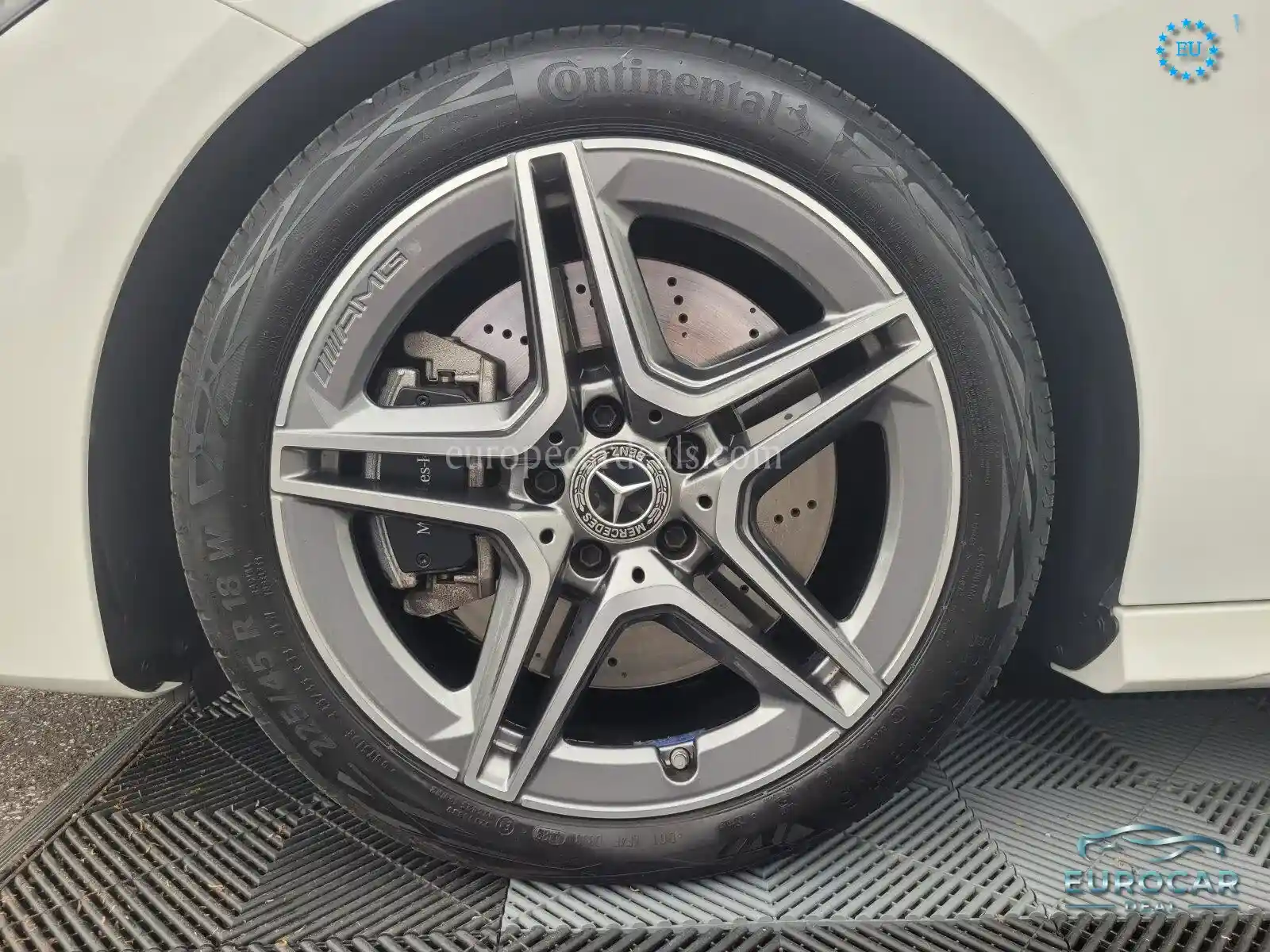 Mercedes-Benz CLA 250