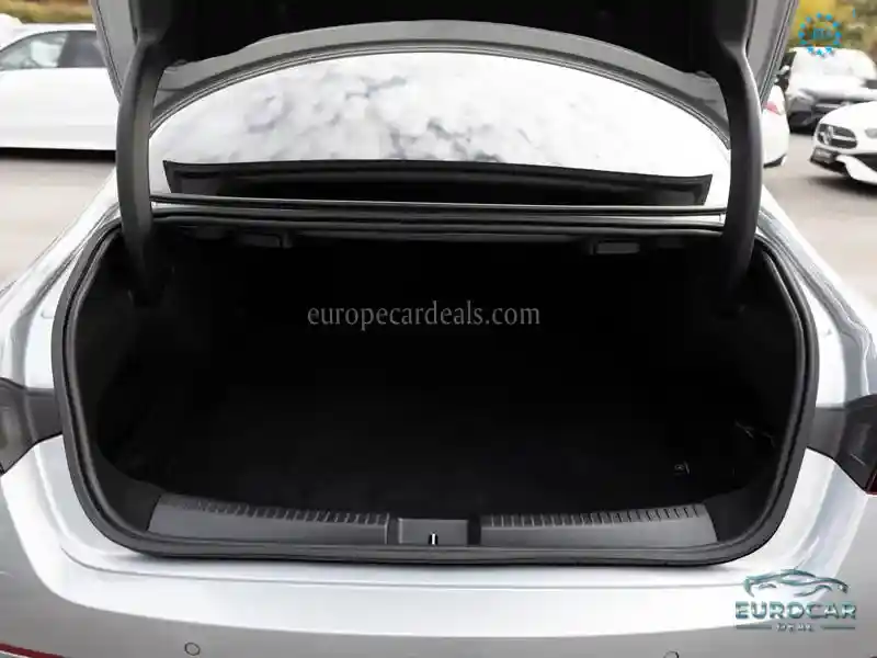 Mercedes-Benz CLA 220