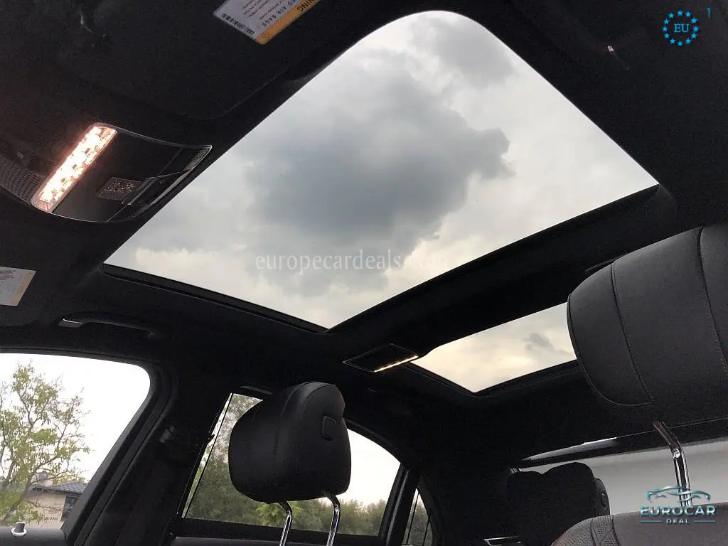 Mercedes-Benz S 560