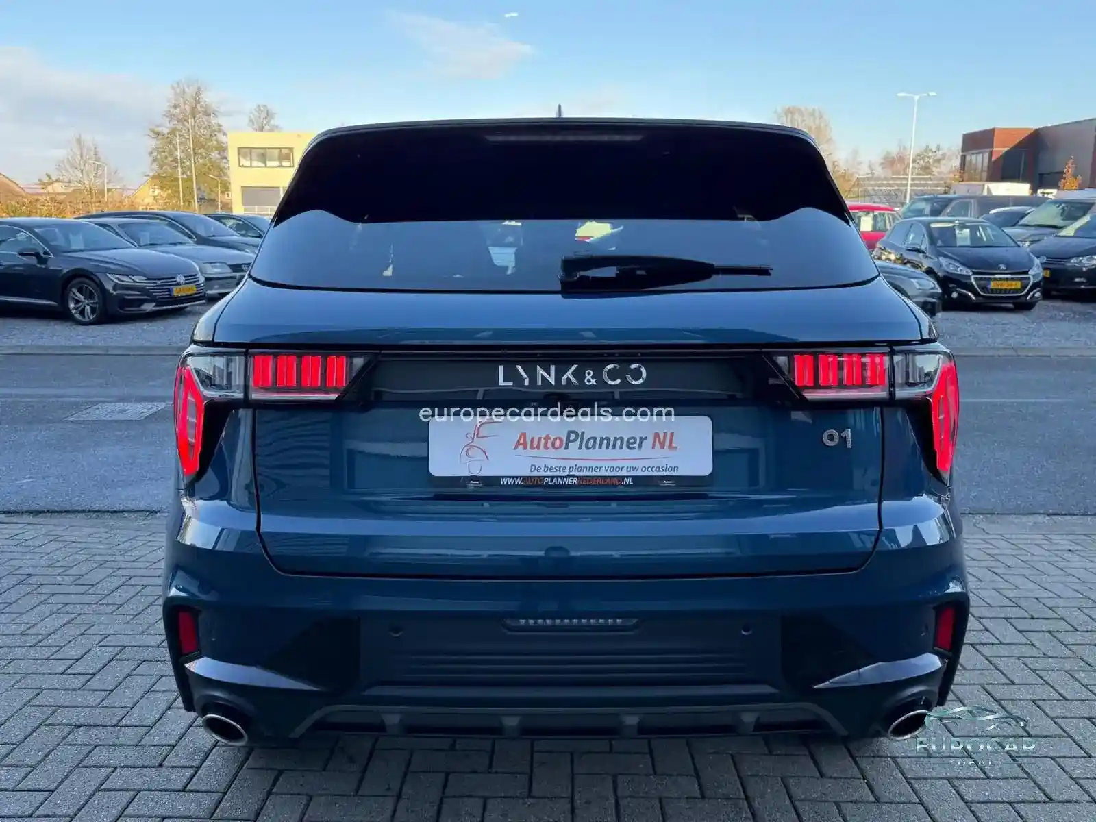 Lynk&Co 01