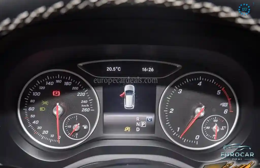 Mercedes-Benz B 220