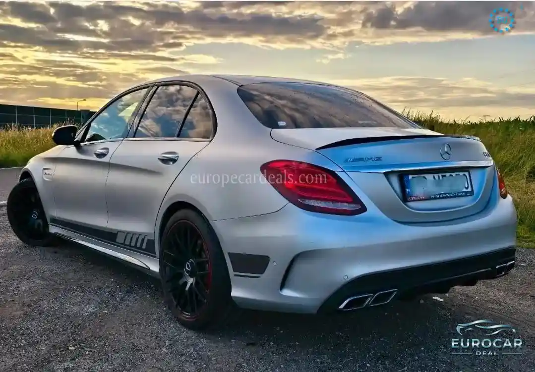 Mercedes-Benz C 63 AMG