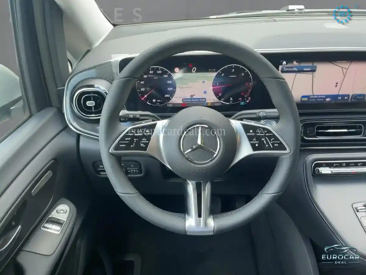 Mercedes-Benz V 250