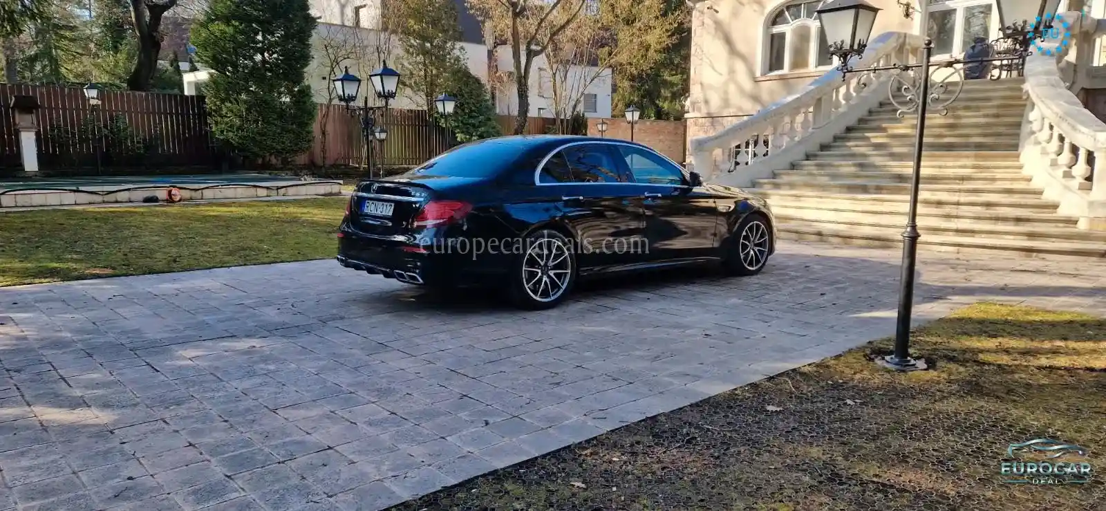 Mercedes-Benz E 63 AMG