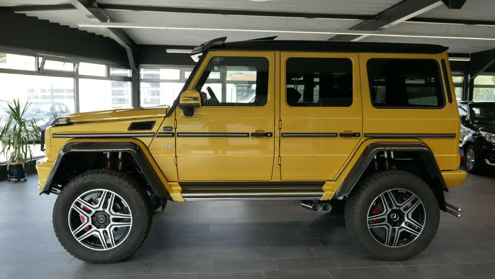 Mercedes-Benz G 500