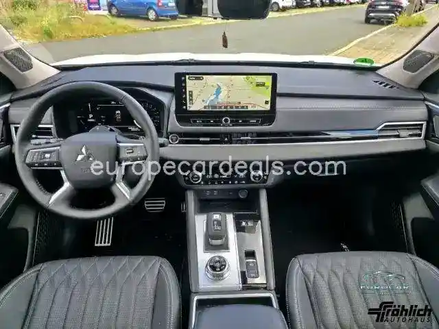 Mitsubishi Plug-in Hybrid Outlander