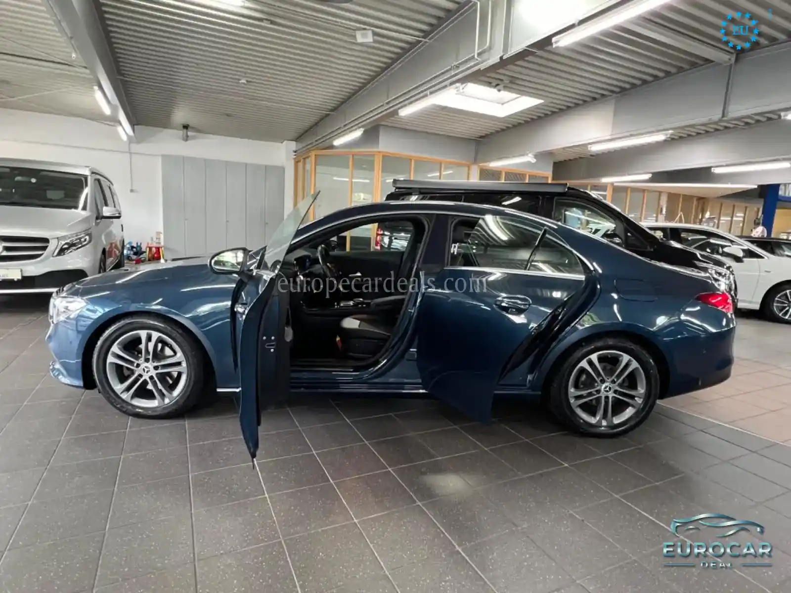 Mercedes-Benz CLA 180