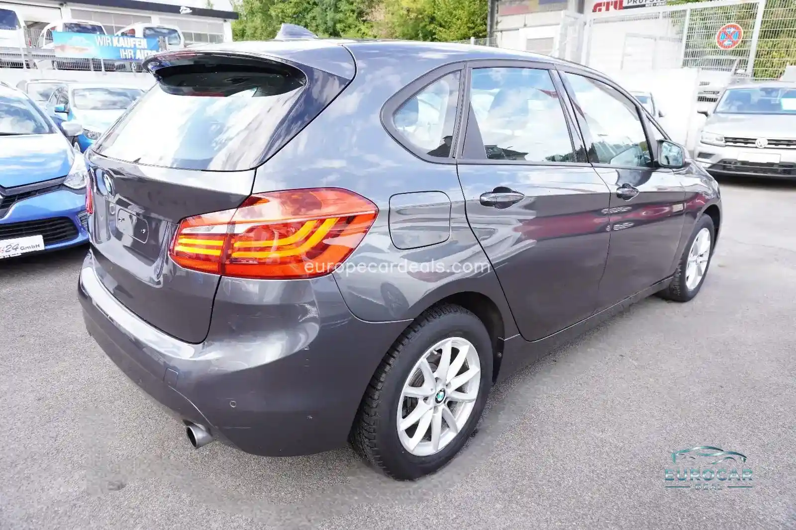 BMW 220